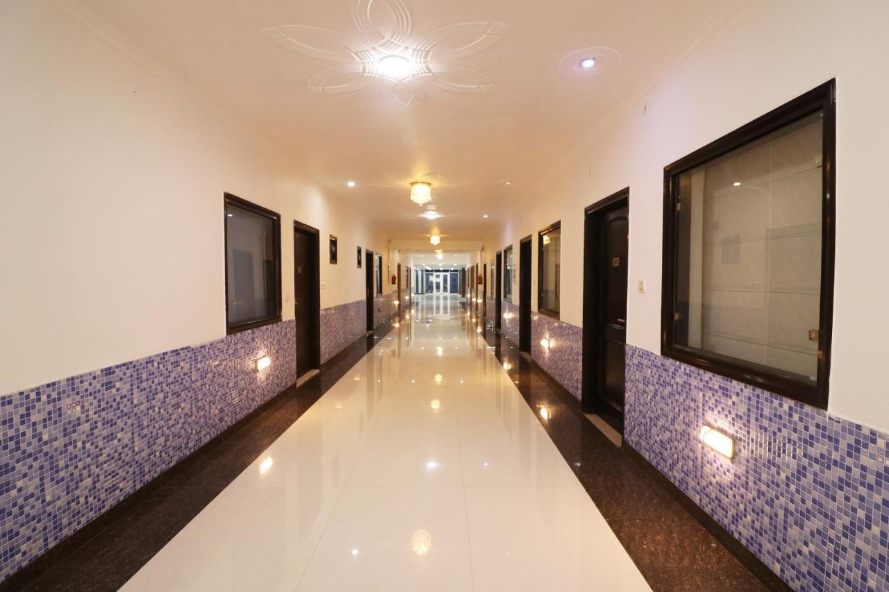 Oyo Hotel Inn Way Sonipat Buitenkant foto