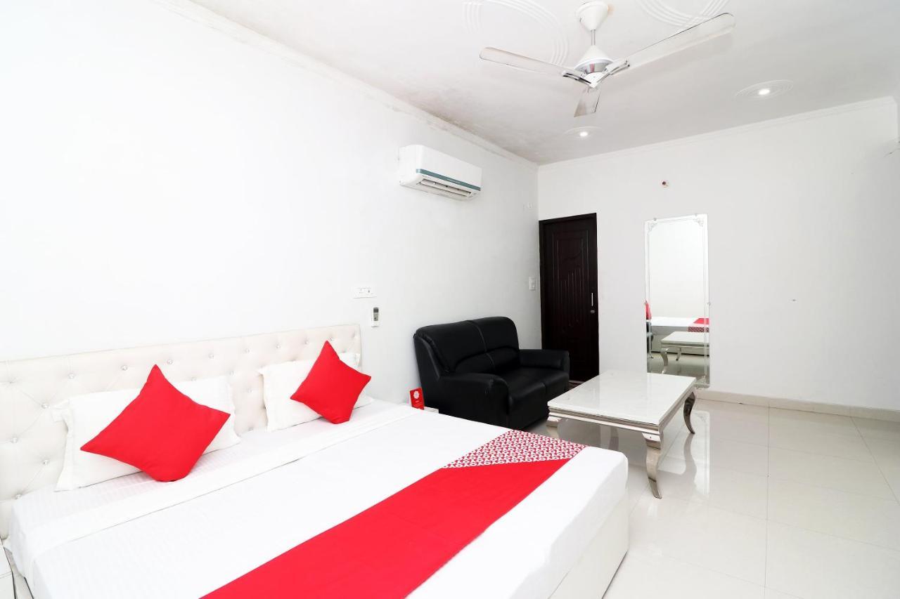 Oyo Hotel Inn Way Sonipat Buitenkant foto